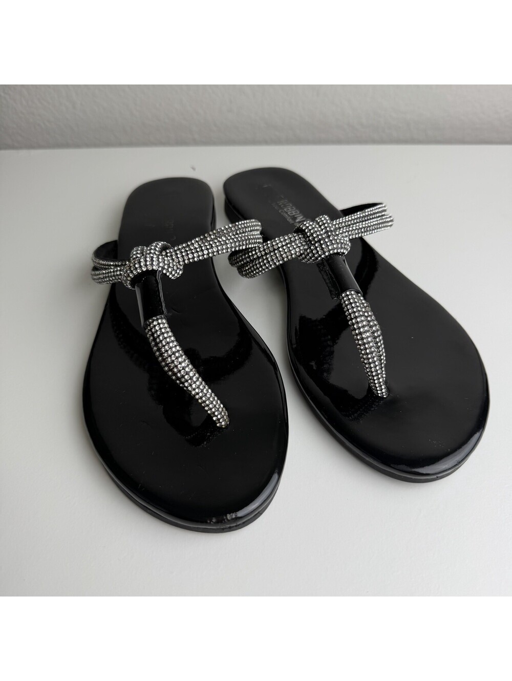 Cape Robbin Black Rhinestone Thong Sandals Women’s Size 7.5 Knot Strappy